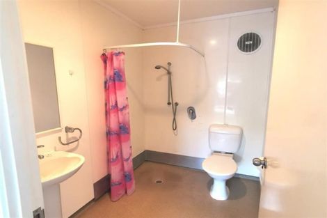 Photo of property in 14 La Trobe Street, Pakuranga Heights, Auckland, 2010