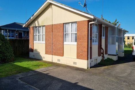 Photo of property in 85 Lincoln Road, Henderson, Auckland, 0610