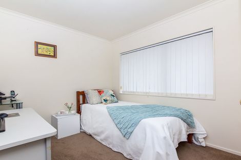 Photo of property in 11/72 Swanson Road, Henderson, Auckland, 0610