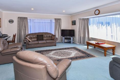 Photo of property in 53 Bellville Drive, Clendon Park, Auckland, 2103
