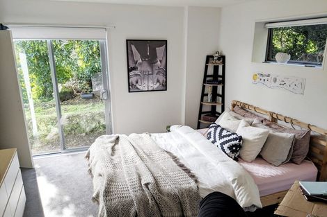 Photo of property in 126 Creswick Terrace, Northland, Wellington, 6012