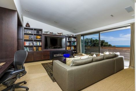 Photo of property in 1b Clifton Road, Hauraki, Auckland, 0622