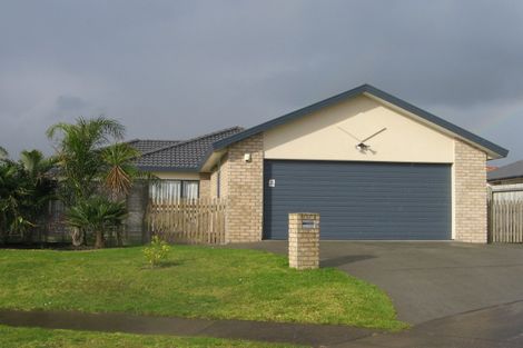 Photo of property in 16 Caltra Place, East Tamaki, Auckland, 2016