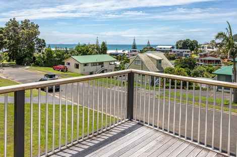 Photo of property in 208 Russell Bruce Place, Onemana, Whangamata, 3691