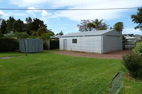 Photo of property in 64 Taikata Road, Te Atatu Peninsula, Auckland, 0610