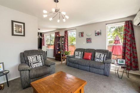 Photo of property in 2/11 Manatu Lane, Waltham, Christchurch, 8023