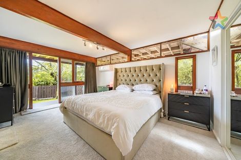 Photo of property in 117 Dowse Drive, Maungaraki, Lower Hutt, 5010