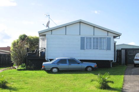 Photo of property in 22 Greenstone Place, Clover Park, Auckland, 2019