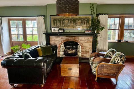 Photo of property in 58 Glen Road, Kelburn, Wellington, 6012