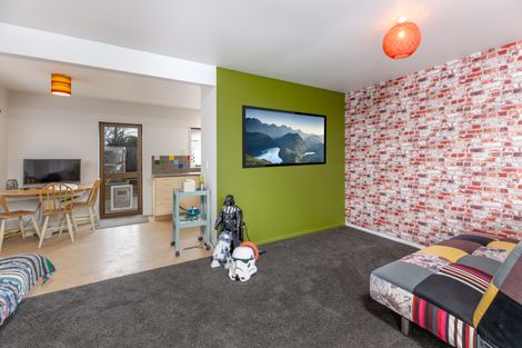 Photo of property in 51a Shackleton Street, New Brighton, Christchurch, 8061