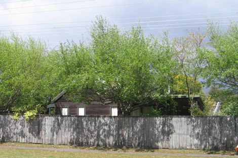 Photo of property in 33 Matuku Street, Two Mile Bay, Taupo, 3330