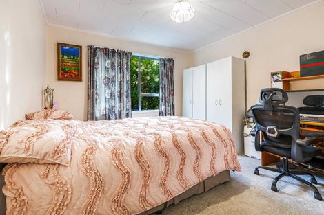 Photo of property in 10 Skyla Place, Massey, Auckland, 0614