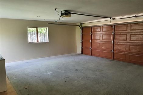 Photo of property in 16a Roick Parade, Glen Eden, Auckland, 0602