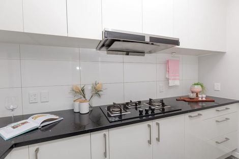 Photo of property in 46 Domett Street, Newlands, Wellington, 6037