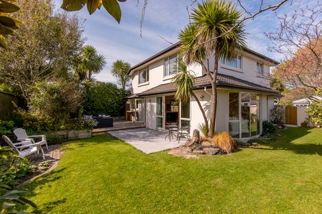 Photo of property in 31b Sandwich Road, Beckenham, Christchurch, 8023