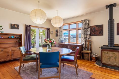 Photo of property in 20 Rauparaha Street, Waikanae Beach, Waikanae, 5036