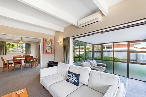 Photo of property in 140 Matsons Avenue, Papanui, Christchurch, 8053