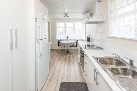 Photo of property in 32 Akatea Street, Gonville, Whanganui, 4501