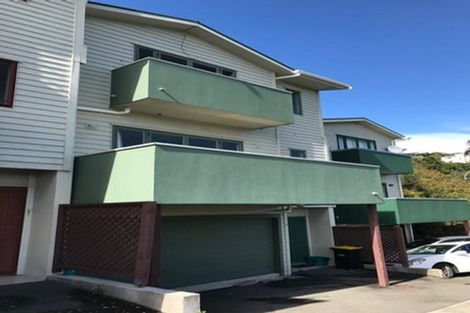 Photo of property in 4 Mitika Way, Strathmore Park, Wellington, 6022