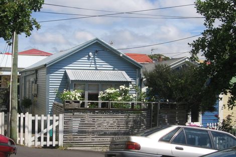 Photo of property in 92 Elizabeth Street, Mount Victoria, Wellington, 6011