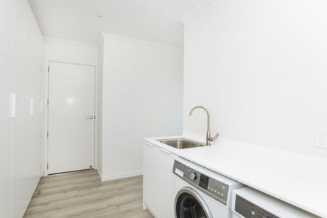 Photo of property in 82 Scarlys Way, Okitu, Gisborne, 4010