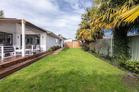 Photo of property in 15 Chelsea Drive, Taradale, Napier, 4112