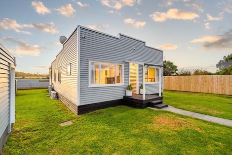 Photo of property in 67 Rata Road, Raumati Beach, Paraparaumu, 5032