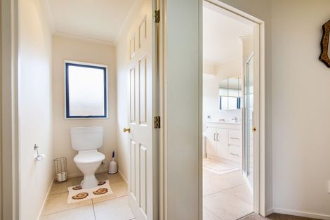 Photo of property in 11/72 Swanson Road, Henderson, Auckland, 0610