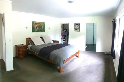 Photo of property in 17 Charlotte Street, Takapau, 4203