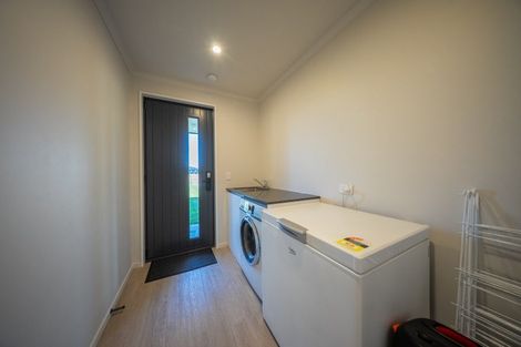 Photo of property in 22 Marakura Drive, Te Anau, 9600