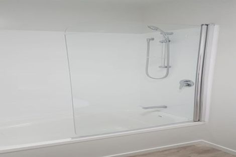 Photo of property in 72 Parrs Cross Road, Henderson, Auckland, 0612