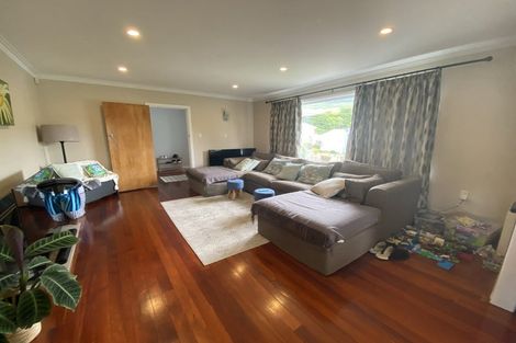 Photo of property in 3 Pembroke Street, Tawa, Wellington, 5028