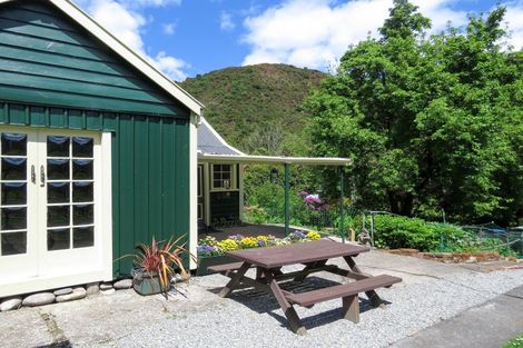 Photo of property in State Highway 7, Blacks Point, Reefton, 7830