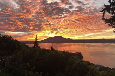 Photo of property in 85 Mapara Road, Acacia Bay, Taupo, 3385