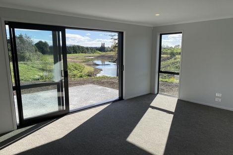 Photo of property in 9 Carriage Close, Omokoroa, 3114
