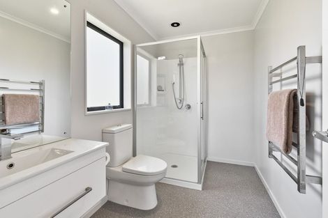 Photo of property in 13 Muirhill Place, Pokeno, 2402