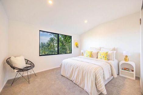 Photo of property in 23 Mariners View Road, Beach Haven, Auckland, 0626