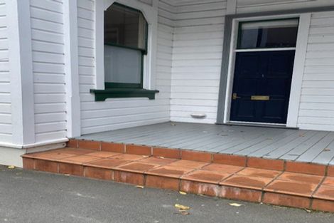 Photo of property in 1/12 Murphy Street, Thorndon, Wellington, 6011