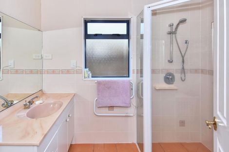 Photo of property in 53 Bellville Drive, Clendon Park, Auckland, 2103