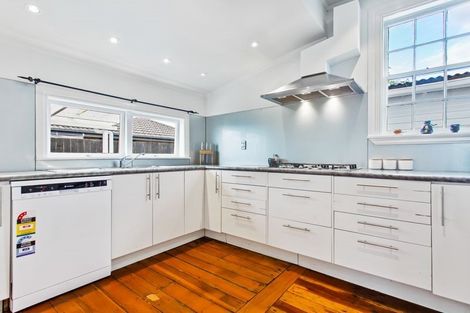 Photo of property in 94 Dominion Road, Papakura, 2110