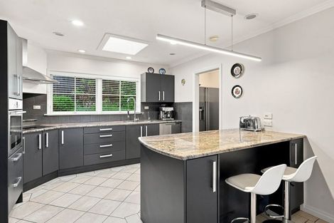 Photo of property in 199 Chelsea View Drive, Chatswood, Auckland, 0626