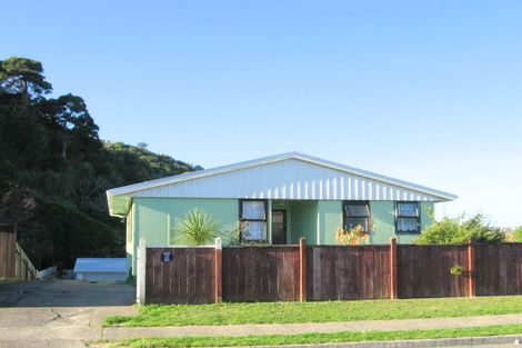 Photo of property in 122 Rangituhi Crescent, Takapuwahia, Porirua, 5022