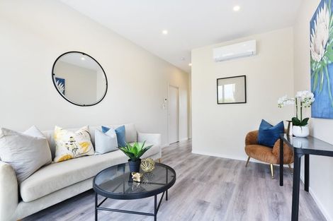 Photo of property in 6/60 Kelman Road, Kelston, Auckland, 0602