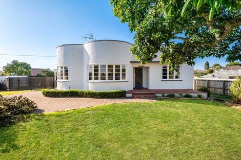 Photo of property in 2 Bridgman Road, Te Awamutu, 3800