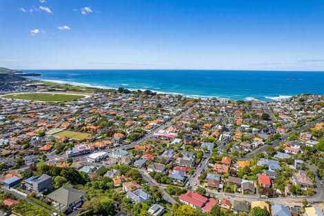 Photo of property in 4 Winston Place, Kew, Dunedin, 9012