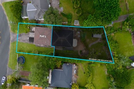 Photo of property in 1/43 Seaton Road, Murrays Bay, Auckland, 0630