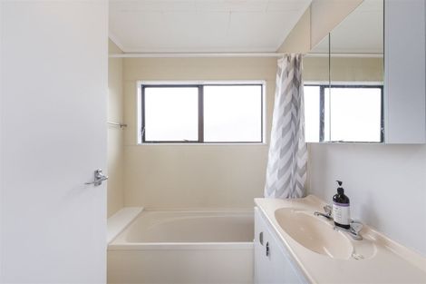 Photo of property in 3a Pluto Place, Milson, Palmerston North, 4414