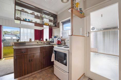 Photo of property in 2a Chartwell Drive, Eltham, 4322