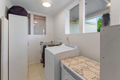 Photo of property in 15 Arthur Street, Waikawa Beach, Levin, 5573