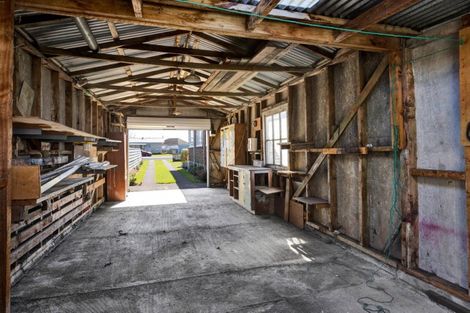 Photo of property in 277 South Road, Hawera, 4610